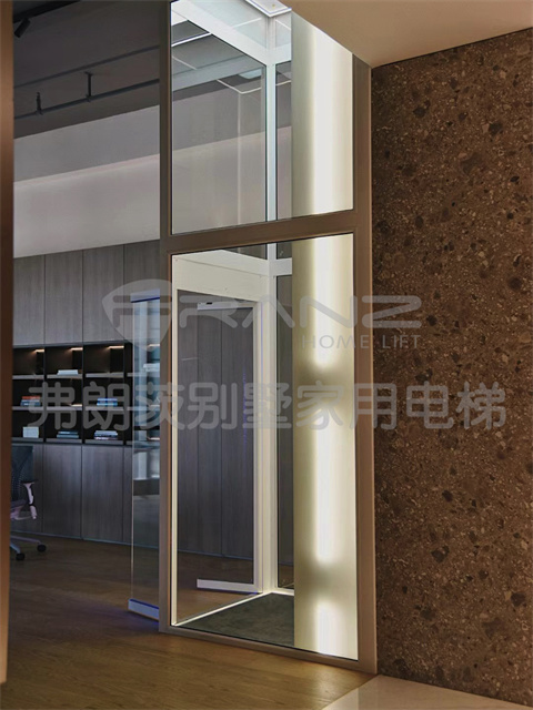 电梯展示
