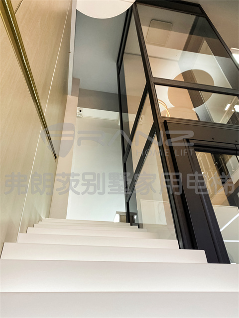 电梯展示